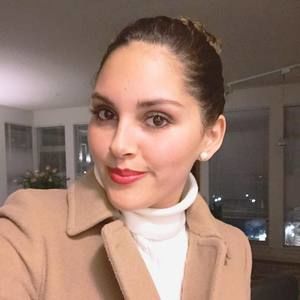 Meet your Posher, Esther